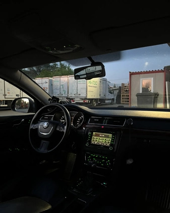 Skoda Superb cena 16000 przebieg: 546000, rok produkcji 2010 z Wyszków małe 137